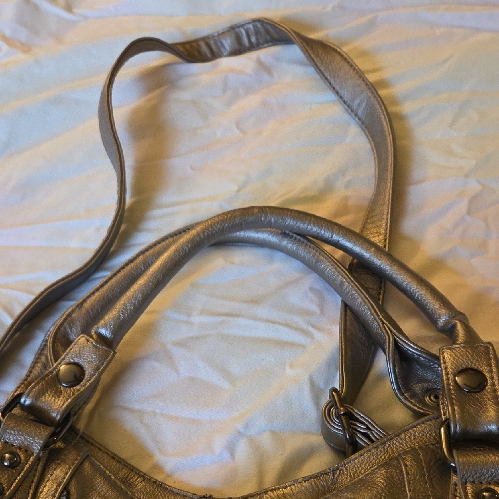 Array Metallic Silver Shoulder Bag - image 2